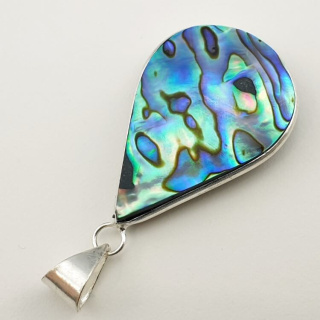 Paua abalone zawieszka 37x26 mm nr 123