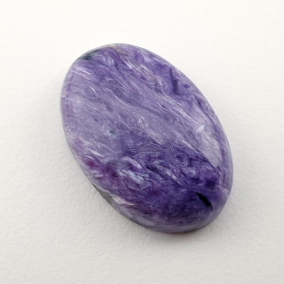 Czaroit kaboszon 19x13 mm nr 224