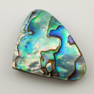 Paua abalone kaboszon 43x32 mm nr 125