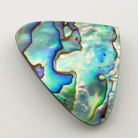 Paua abalone kaboszon 43x32 mm nr 125