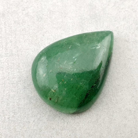 Jadeit zielony kaboszon 25x19 mm nr 51 Jadeit zielony kaboszon 25x19 mm nr 51