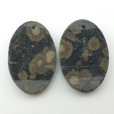 Wariolit para kaboszonów z dziurką 24x16 mm nr P263